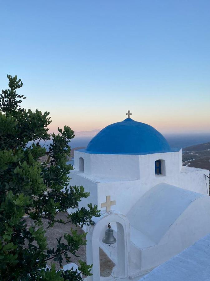 Windhouses Serifos Luaran gambar